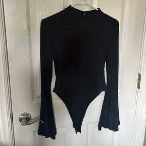 Shein bodysuit flare arms. Black. Medium.